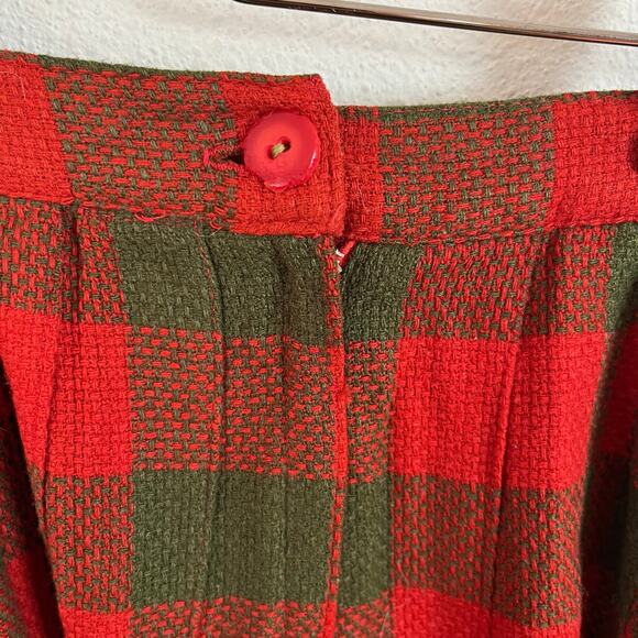 Vintage 50s / 60s Red Green Plaid Wool Midi Skirt Pleated // Size‎ XS - Picture 2 of 5